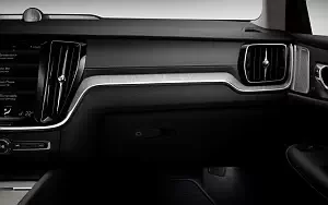   Volvo V60 T6 AWD Inscription - 2018