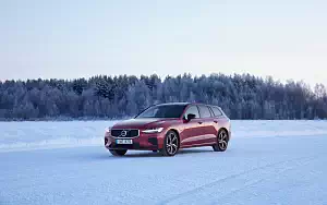   Volvo V60 T8 R-Design - 2019