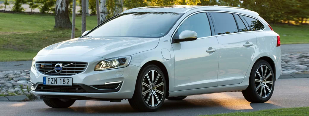Обои автомобили Volvo V60 D5 Twin Engine - 2016 - Car wallpapers