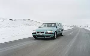   Volvo V70 R - 2004