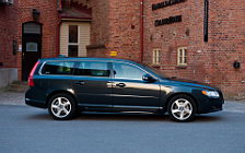   Volvo V70 - 2011