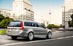   Volvo V70 - 2014