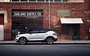   Volvo XC40 T5 R-Design - 2017