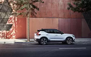   Volvo XC40 T5 R-Design - 2017