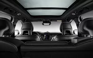   Volvo XC60 T8 R-Design - 2017